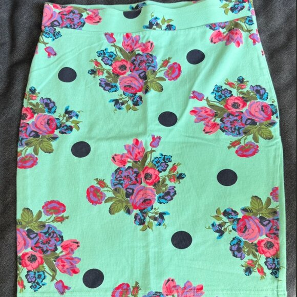 5/$25 ⚡ Teal L'Amour skirt with flowers polka dots - Picture 3 of 5